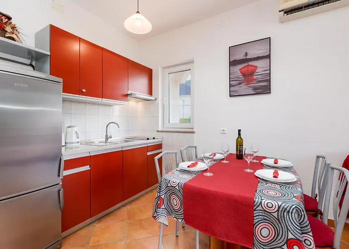 Dijana 아파트 푸나트